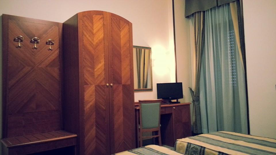 Hotel Serenella Агрополи Номер фото