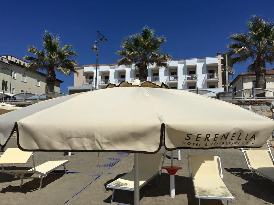 Hotel Serenella Агрополи Экстерьер фото