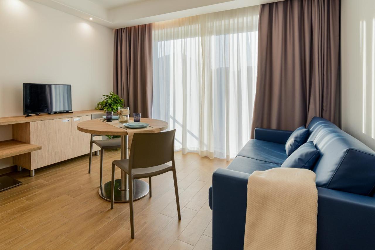 Hotel Serenella Агрополи Экстерьер фото